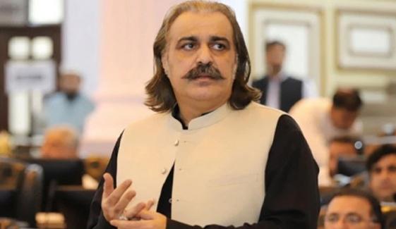 علی امین گنڈاپور کا حکومت پر شدید تنقید: ‘آٹھ بجٹ کے باوجود مسائل حل نہ ہونا نااہلی ہے’