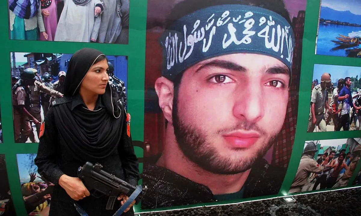 برہان وانی کی دسویں برسی: مقبوضہ کشمیر میں نوجوانوں کی بے چینی اور جدوجہد