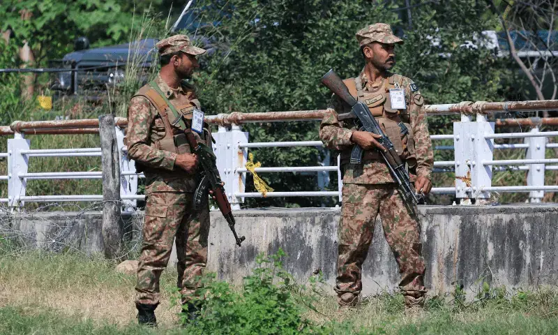 وانا میں سکیورٹی فورسز نے خودکش حملے کی بڑی سازش ناکام بنا دی، بارود سے بھری گاڑی تباہ، ایک دہشت گرد ہلاک