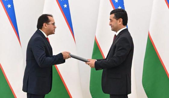 ازبکستان میں پاکستانی سفیر مدثر ٹیپو نے سفارتی اسناد پیش کردیں، باضابطہ ذمہ داریاں سنبھال لیں