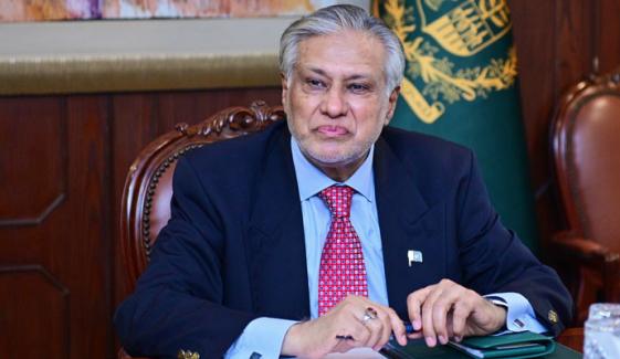 نائب وزیراعظم و وزیر خارجہ اسحاق ڈار ایک روزہ دورے پر اردن روانہ