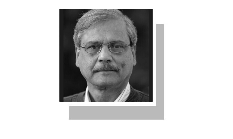کے پی میں ہنگامی حالت کی توثیق کرنے والی پارلیمنٹ کیا اپنے اختیارات مزید محدود کرنے والے اقدام پر بھی مہر تصدیق ثبت کرے گی؟