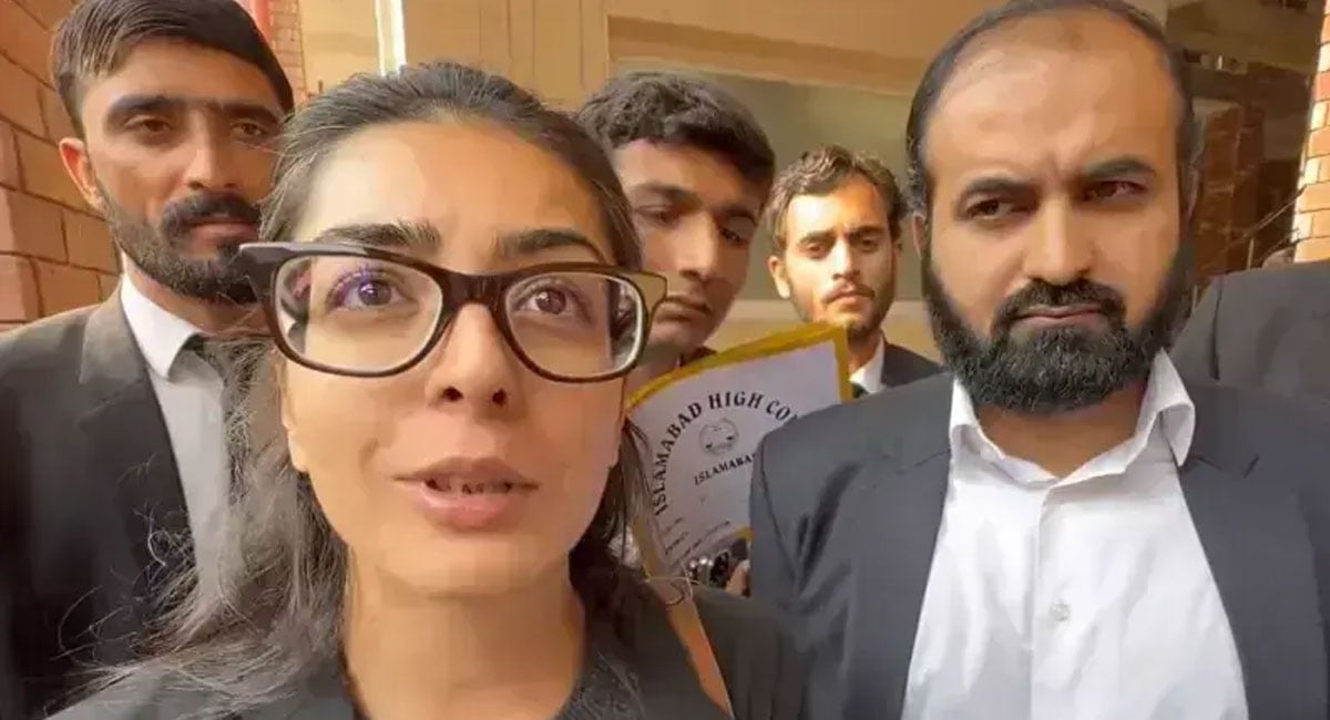 سیکیورٹی روٹ کیس: ایمان مزاری اور ہادی چٹھہ کو 10 سال قید کی سزا