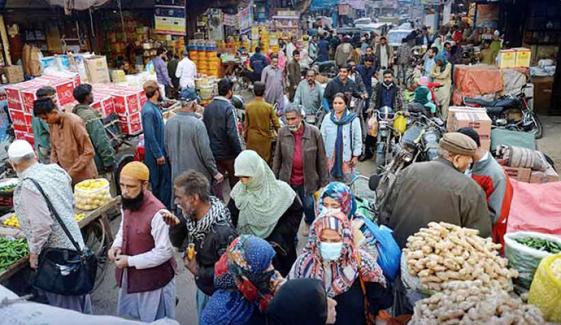 پاکستان میں غربت کی شرح 2025 تک 29 فیصد ہونے کا امکان، امیر غریب کا معاشی فرق بڑھ گیا